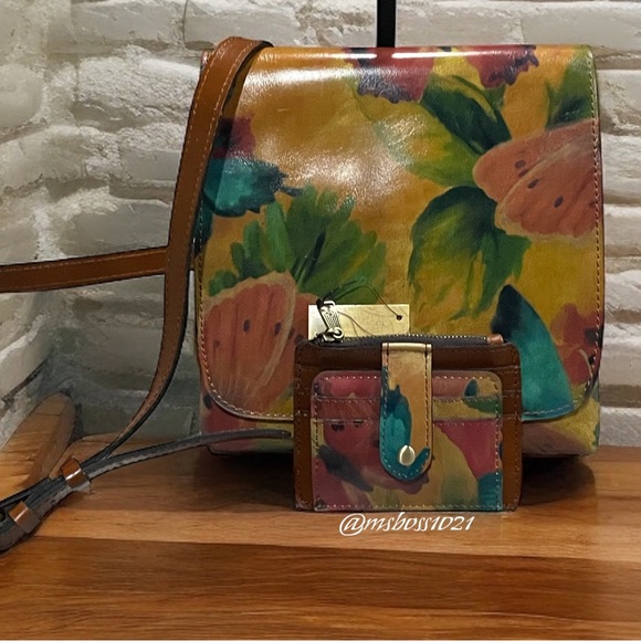 Patricia Nash Lily Granada Italian Leather Crossbody + Cardholder in Wtrbfy - Picture 2 of 5